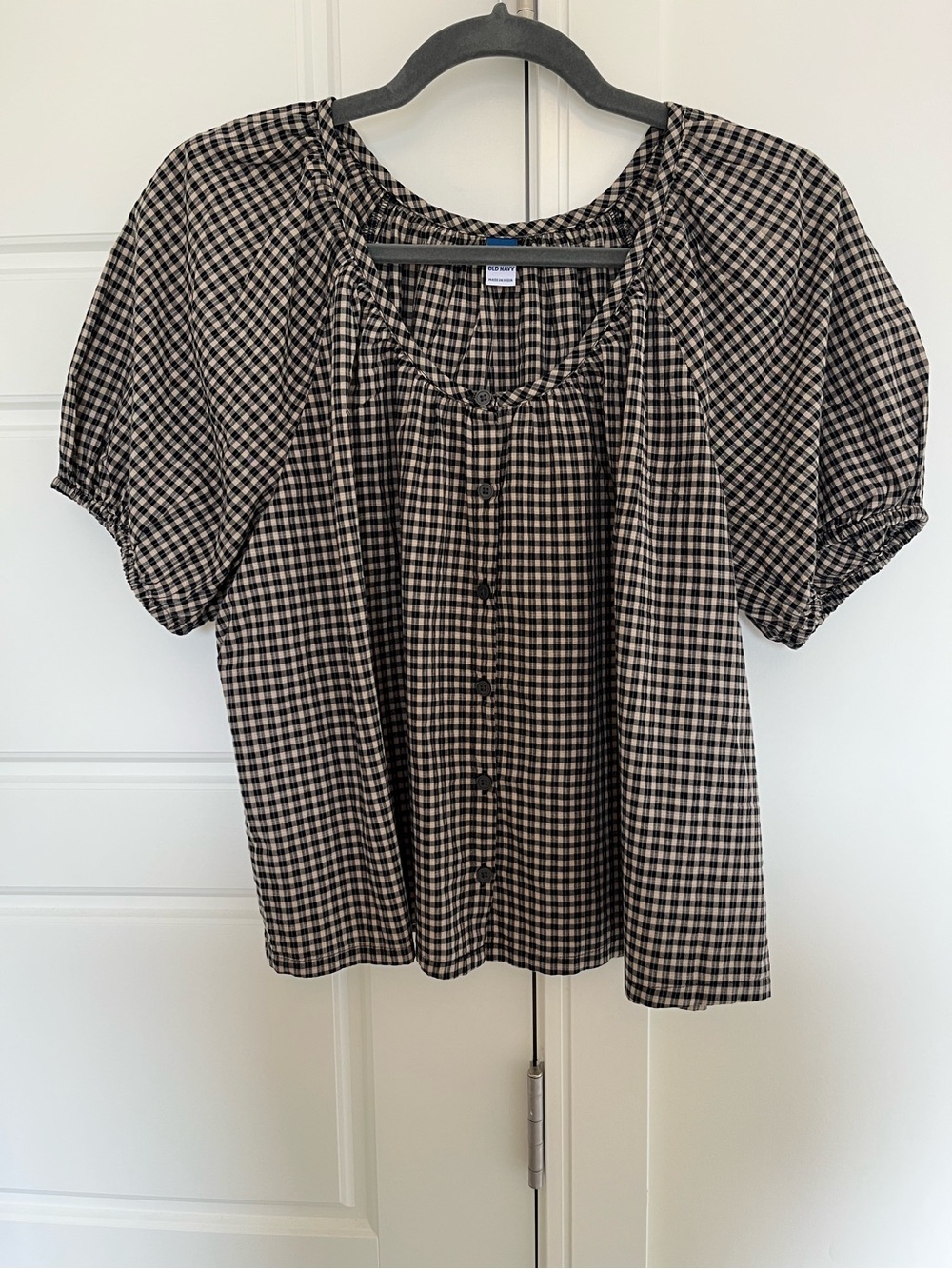 Old Navy Button down blouse NWOT